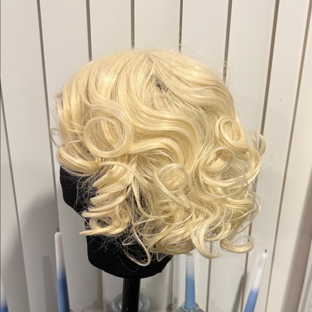 Blonde Curly Wig for Women - Picture 2 of 4